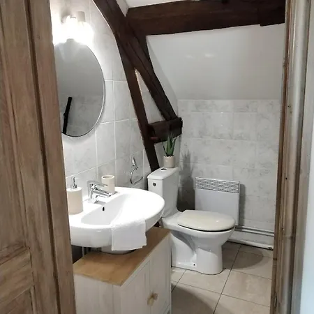 Domaine Des Cerisiers - Piste Cyclable Reliant Honfleur - Parking Prive - Grand Jardin Дом отдыха *